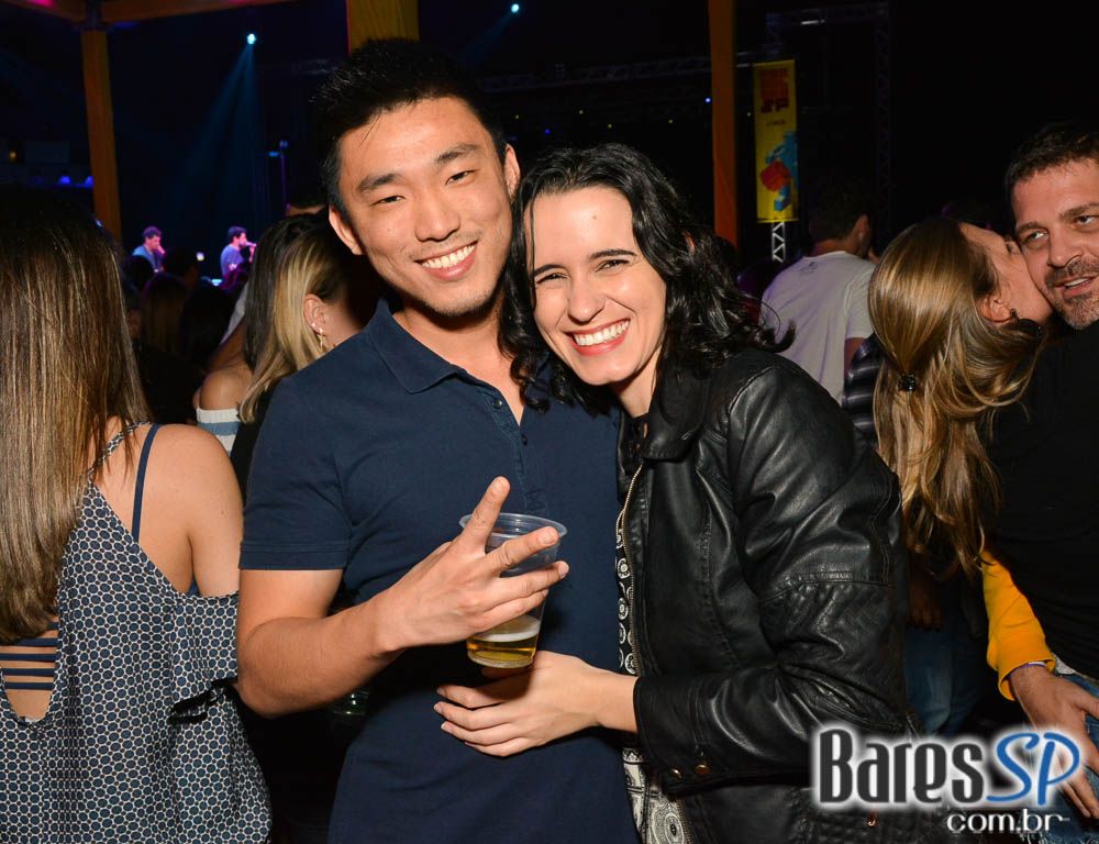 Batucada do Monobloco antecipou Carnaval 2017 no Clube Pinheiros Batucada do Monobloco antecipou Carnaval 2017 no Clube Pinheiros