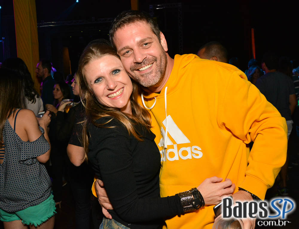 Batucada do Monobloco antecipou Carnaval 2017 no Clube Pinheiros Batucada do Monobloco antecipou Carnaval 2017 no Clube Pinheiros