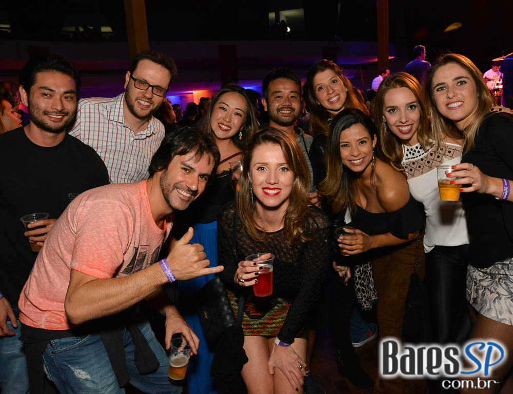 Batucada do Monobloco antecipou Carnaval 2017 no Clube Pinheiros Batucada do Monobloco antecipou Carnaval 2017 no Clube Pinheiros