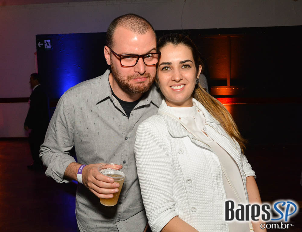 Batucada do Monobloco antecipou Carnaval 2017 no Clube Pinheiros Batucada do Monobloco antecipou Carnaval 2017 no Clube Pinheiros