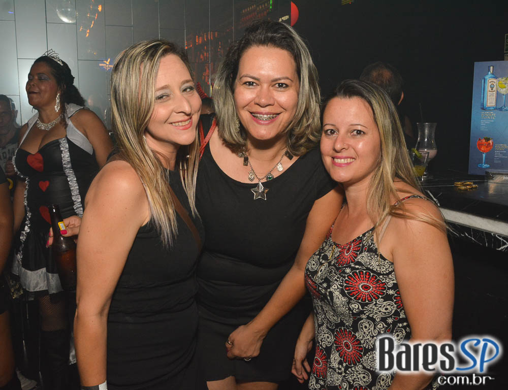 Festa de despedida do ano de 2016 com a Noite da Fantasia no Akbar Festa de despedida do ano de 2016 com a Noite da Fantasia no Akbar