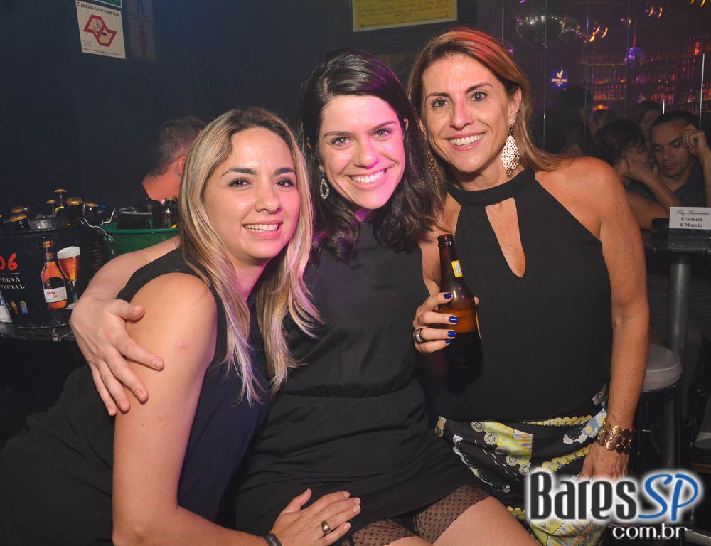 Festa de despedida do ano de 2016 com a Noite da Fantasia no Akbar Festa de despedida do ano de 2016 com a Noite da Fantasia no Akbar