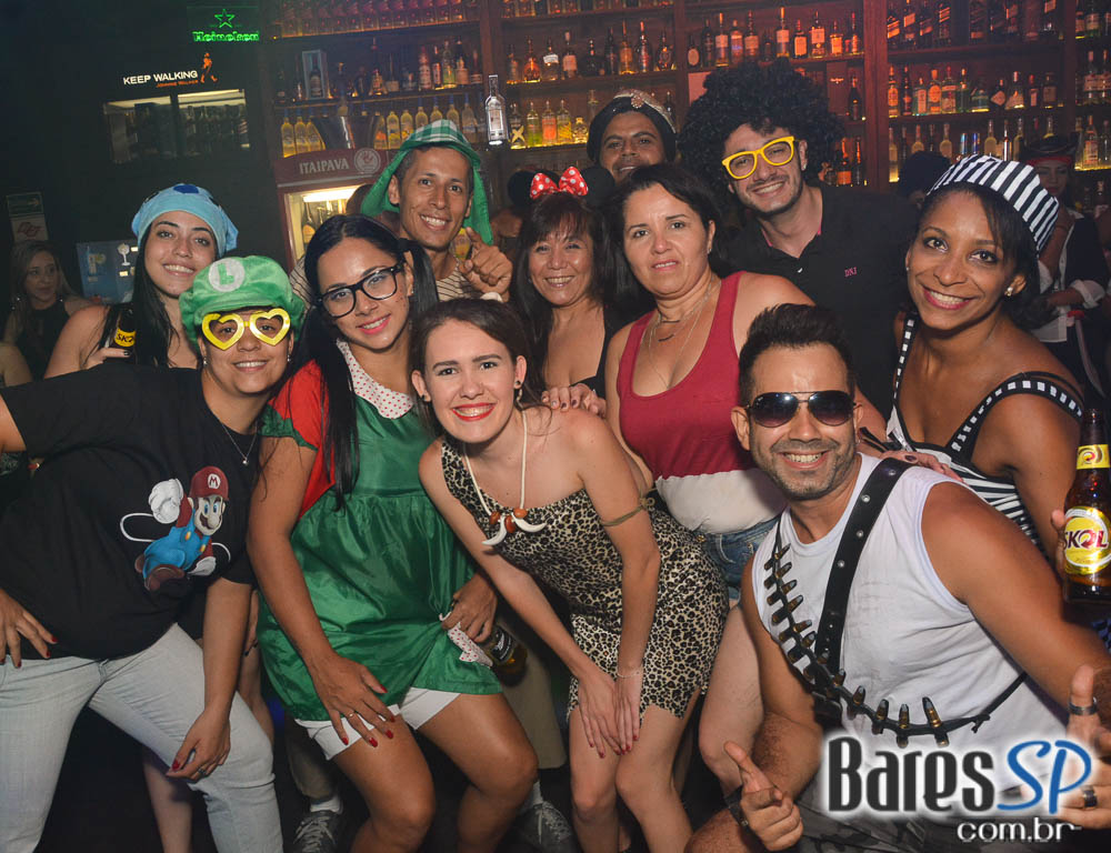 Festa de despedida do ano de 2016 com a Noite da Fantasia no Akbar Festa de despedida do ano de 2016 com a Noite da Fantasia no Akbar