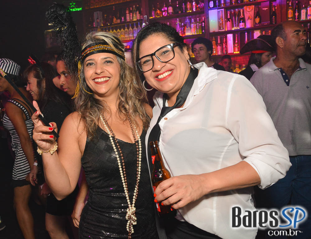 Festa de despedida do ano de 2016 com a Noite da Fantasia no Akbar Festa de despedida do ano de 2016 com a Noite da Fantasia no Akbar