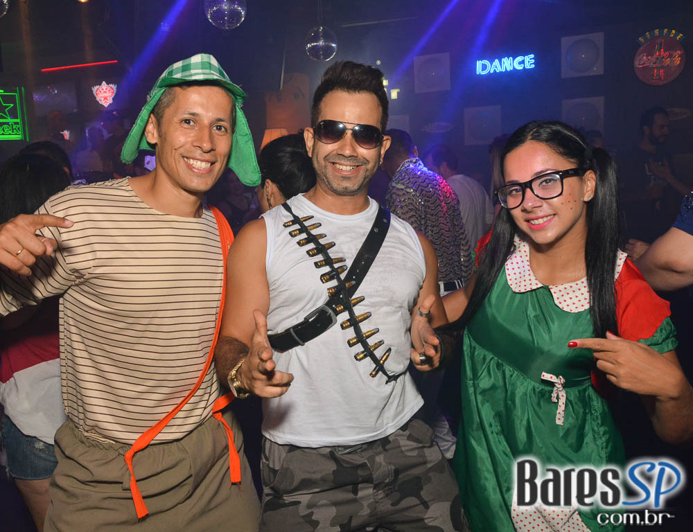 Festa de despedida do ano de 2016 com a Noite da Fantasia no Akbar Festa de despedida do ano de 2016 com a Noite da Fantasia no Akbar