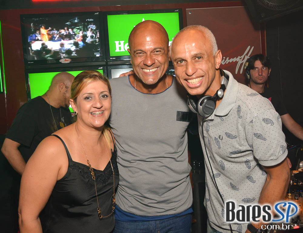 Festa de despedida do ano de 2016 com a Noite da Fantasia no Akbar Festa de despedida do ano de 2016 com a Noite da Fantasia no Akbar