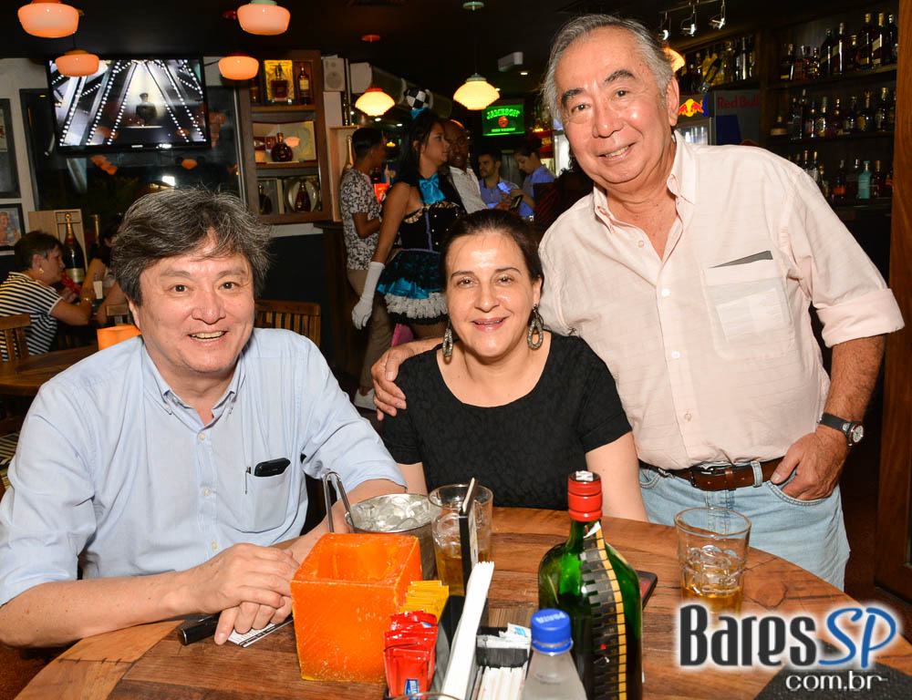 Festa de despedida do ano de 2016 com a Noite da Fantasia no Akbar Festa de despedida do ano de 2016 com a Noite da Fantasia no Akbar