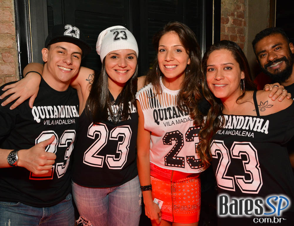 Aniversário de 23 anos do Bar Quitandinha com DJs convidados agitou o sábado Aniversário de 23 anos do Bar Quitandinha com DJs convidados agitou o sábado