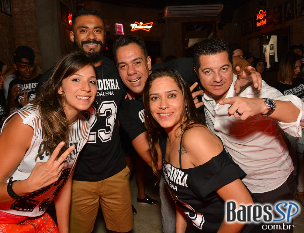 Aniversário de 23 anos do Bar Quitandinha com DJs convidados agitou o sábado Aniversário de 23 anos do Bar Quitandinha com DJs convidados agitou o sábado