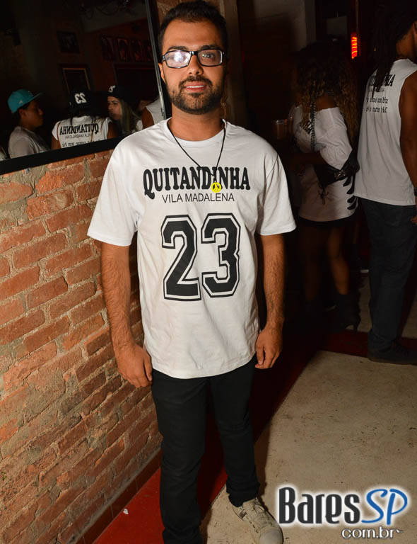 Aniversário de 23 anos do Bar Quitandinha com DJs convidados agitou o sábado Aniversário de 23 anos do Bar Quitandinha com DJs convidados agitou o sábado