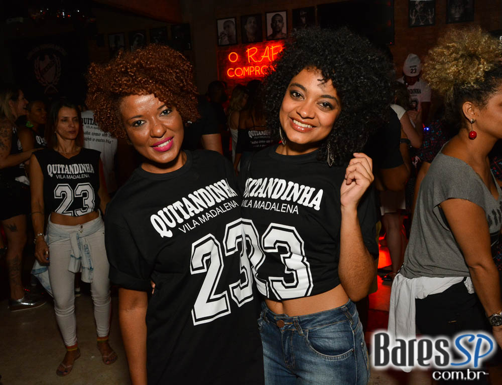 Aniversário de 23 anos do Bar Quitandinha com DJs convidados agitou o sábado Aniversário de 23 anos do Bar Quitandinha com DJs convidados agitou o sábado