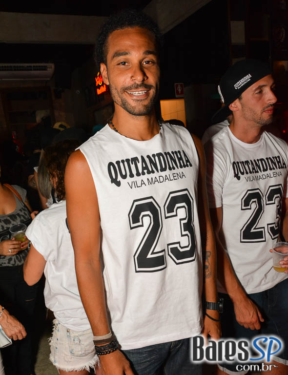 Aniversário de 23 anos do Bar Quitandinha com DJs convidados agitou o sábado Aniversário de 23 anos do Bar Quitandinha com DJs convidados agitou o sábado