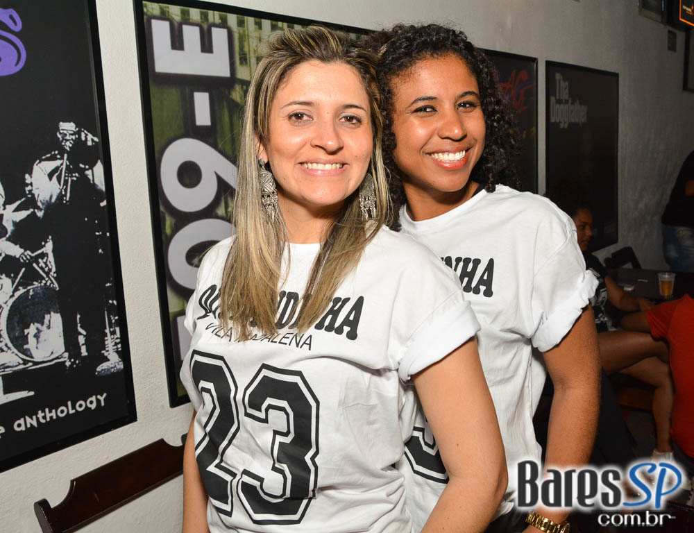 Aniversário de 23 anos do Bar Quitandinha com DJs convidados agitou o sábado Aniversário de 23 anos do Bar Quitandinha com DJs convidados agitou o sábado