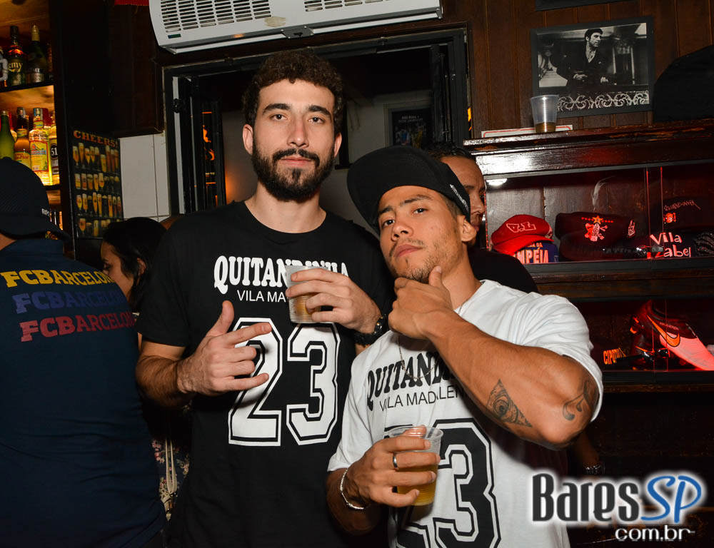 Aniversário de 23 anos do Bar Quitandinha com DJs convidados agitou o sábado Aniversário de 23 anos do Bar Quitandinha com DJs convidados agitou o sábado