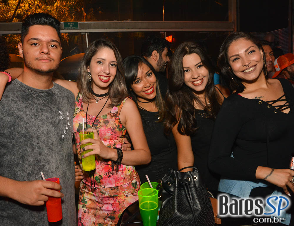 #EnfimChegouASextaFeira com Pagode dos Brothers, As de Paula e Leo Derobi no Boteco Vila Rica #EnfimChegouASextaFeira com Pagode dos Brothers, As de Paula e Leo Derobi no Boteco Vila Rica