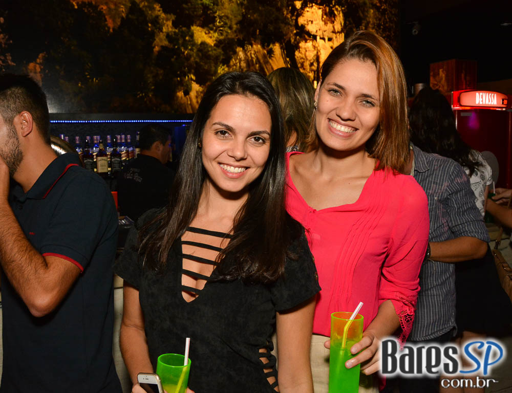 #EnfimChegouASextaFeira com Pagode dos Brothers, As de Paula e Leo Derobi no Boteco Vila Rica #EnfimChegouASextaFeira com Pagode dos Brothers, As de Paula e Leo Derobi no Boteco Vila Rica