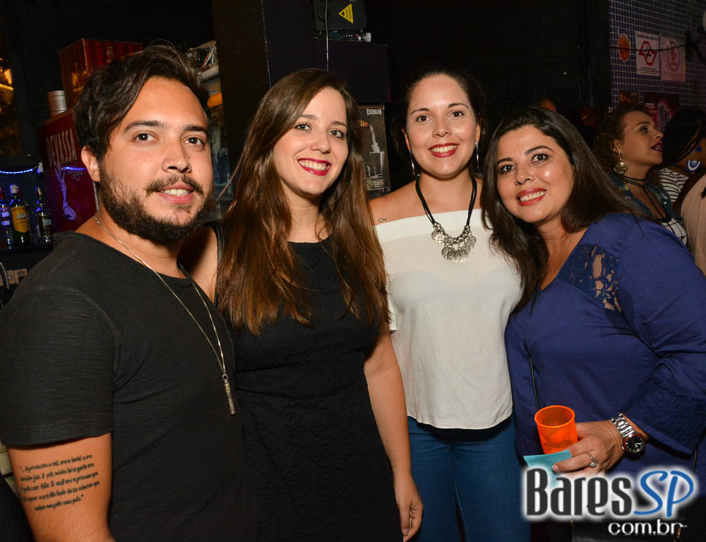 #EnfimChegouASextaFeira com Pagode dos Brothers, As de Paula e Leo Derobi no Boteco Vila Rica #EnfimChegouASextaFeira com Pagode dos Brothers, As de Paula e Leo Derobi no Boteco Vila Rica