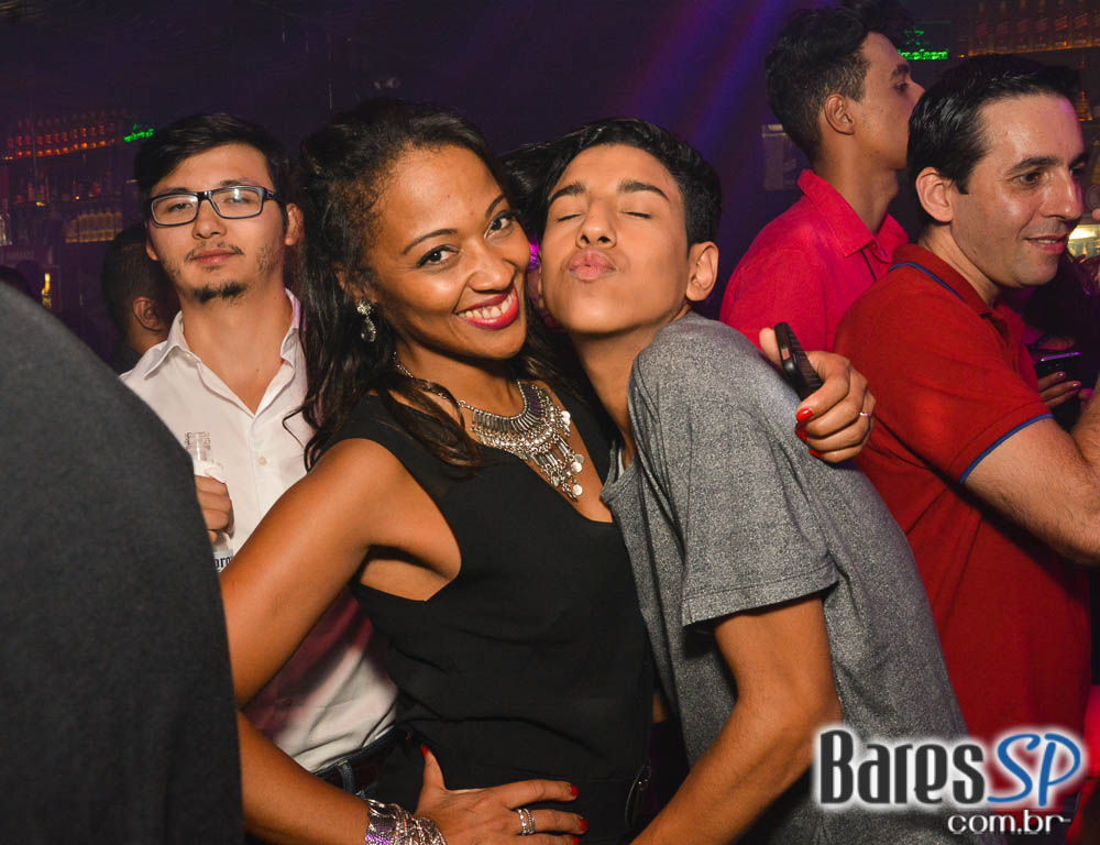 Noite da Skol Secret animou a sexta-feira do Akbar Lounge e Disco Noite da Skol Secret animou a sexta-feira do Akbar Lounge e Disco