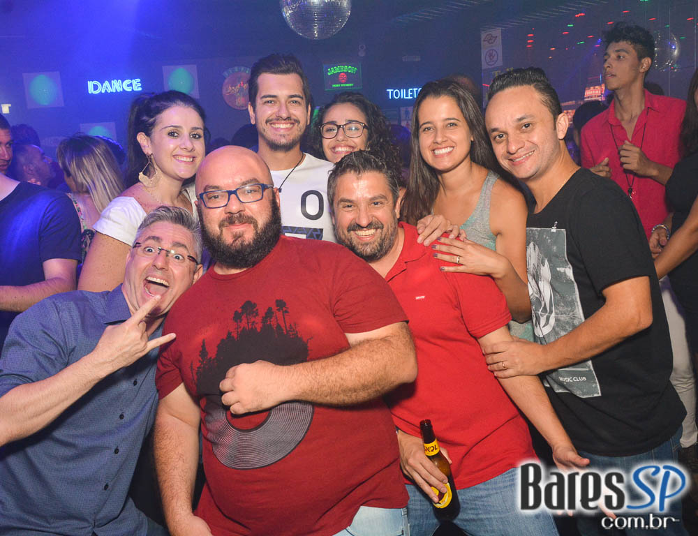 Noite da Skol Secret animou a sexta-feira do Akbar Lounge e Disco Noite da Skol Secret animou a sexta-feira do Akbar Lounge e Disco