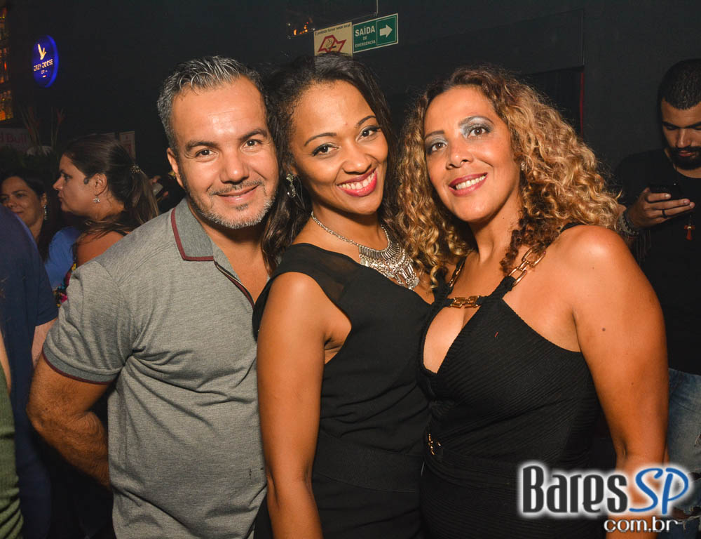 Noite da Skol Secret animou a sexta-feira do Akbar Lounge e Disco Noite da Skol Secret animou a sexta-feira do Akbar Lounge e Disco