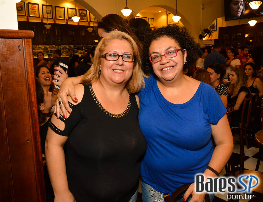 Banda Jornada agitou a noite com muito MPB no Bar Birô Banda Jornada agitou a noite com muito MPB no Bar Birô