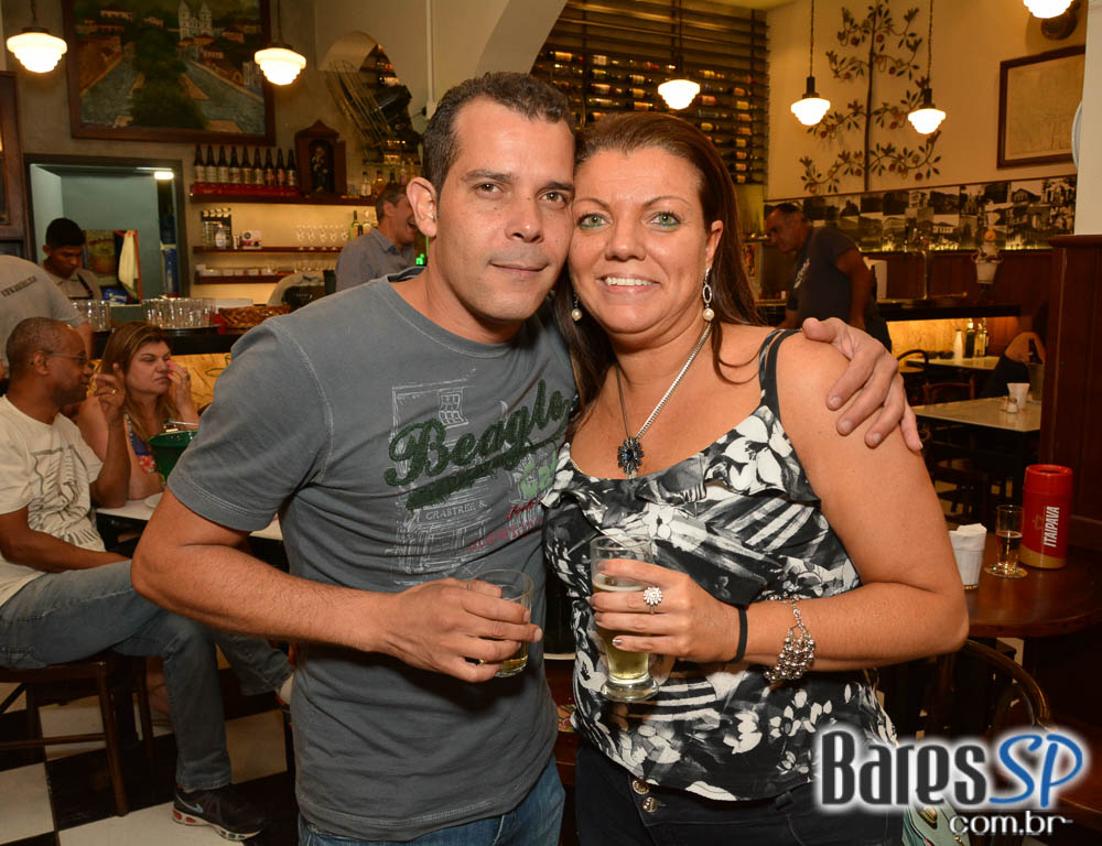 Os Manteigas apresentaram o melhor do MPB e pop rock no Bar Birô Os Manteigas apresentaram o melhor do MPB e pop rock no Bar Birô