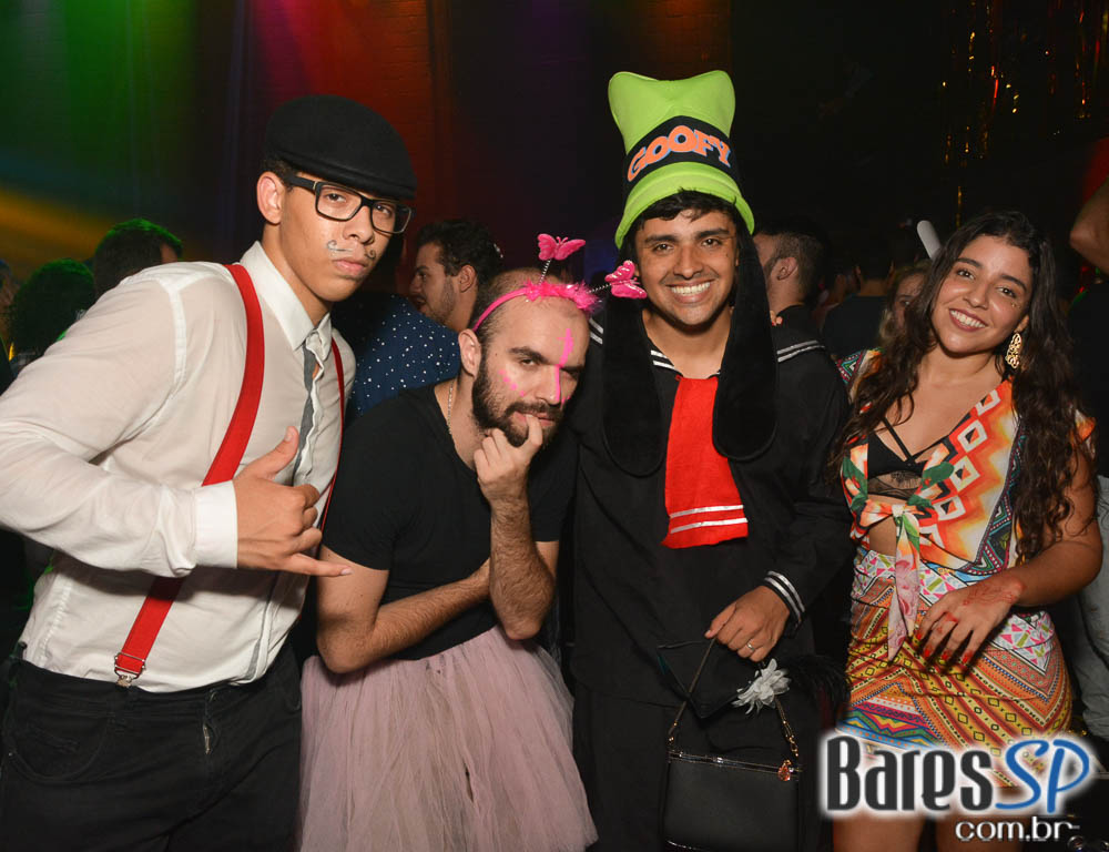 Valesca Popozuda agitou a Festa CarnaValesca no Teatro Mars Valesca Popozuda agitou a Festa CarnaValesca no Teatro Mars