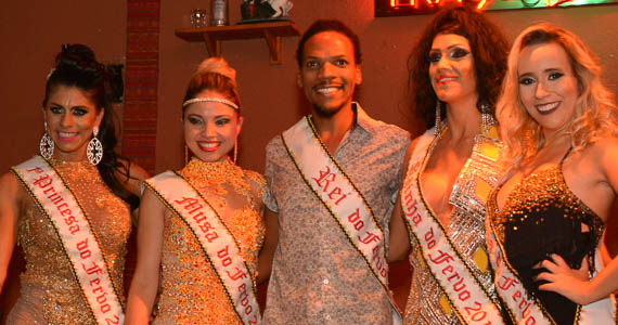 Bloco do Fervo e Roda de Samba do Olaria animaram o Traço de União Bloco do Fervo e Roda de Samba do Olaria animaram o Traço de União