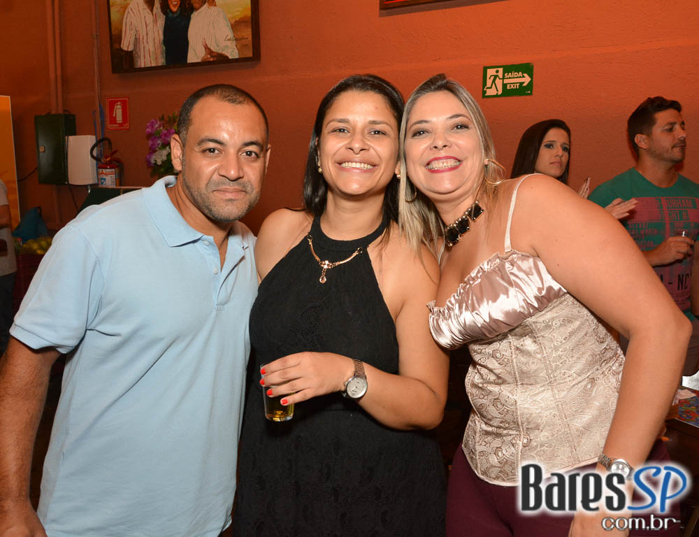 Bloco do Fervo e Roda de Samba do Olaria animaram o Traço de União Bloco do Fervo e Roda de Samba do Olaria animaram o Traço de União