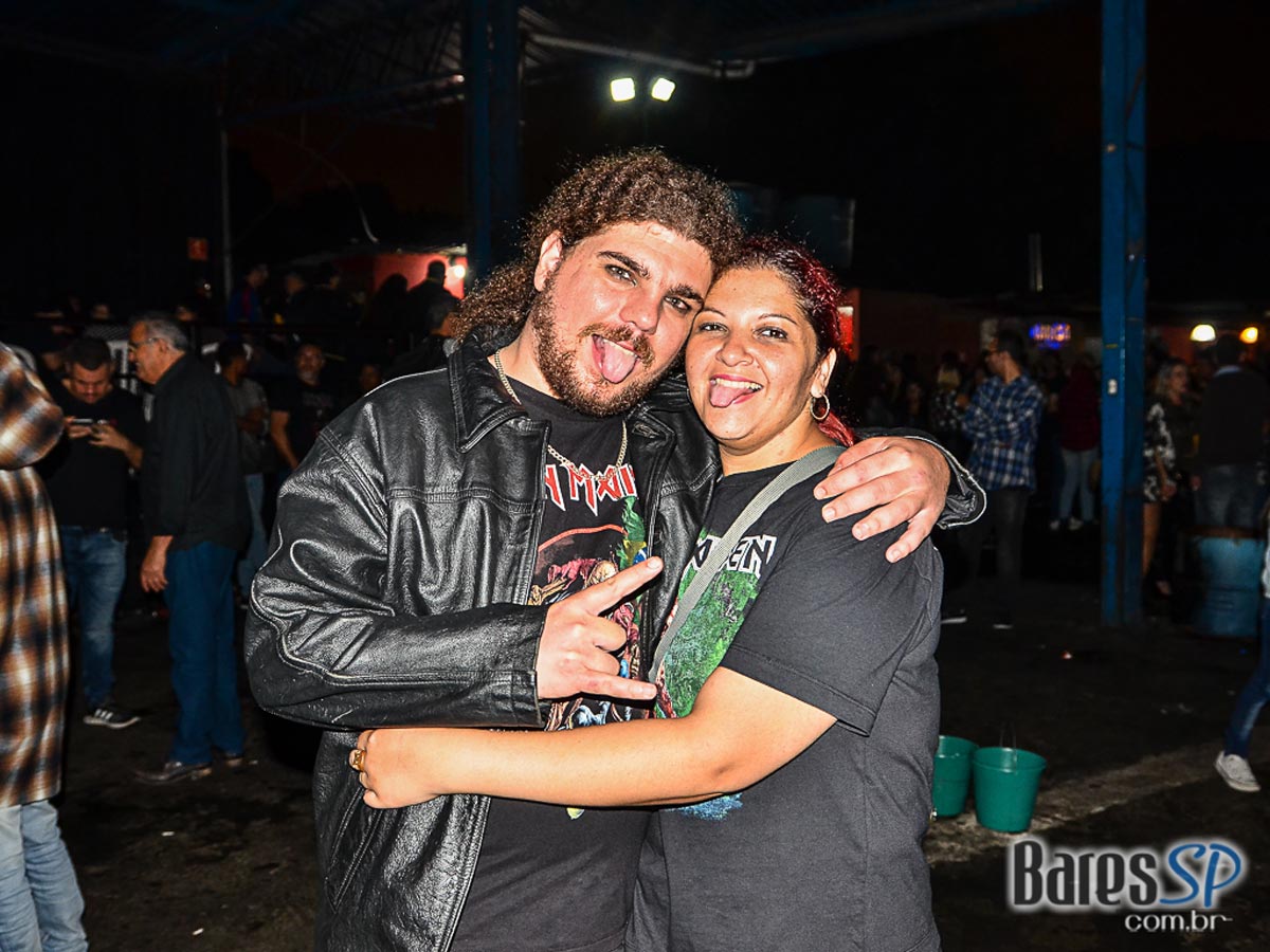 Bandas The Best Maien, Comet Strike, Live to Kiss e Dirty Jack no Aquarius Rock Bar Bandas The Best Maien, Comet Strike, Live to Kiss e Dirty Jack no Aquarius Rock Bar