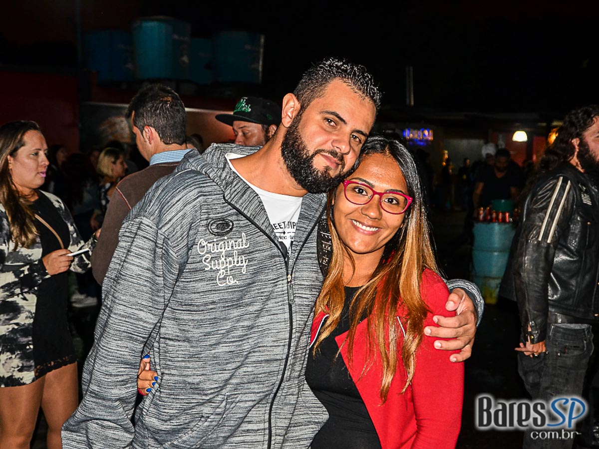 Bandas The Best Maien, Comet Strike, Live to Kiss e Dirty Jack no Aquarius Rock Bar Bandas The Best Maien, Comet Strike, Live to Kiss e Dirty Jack no Aquarius Rock Bar