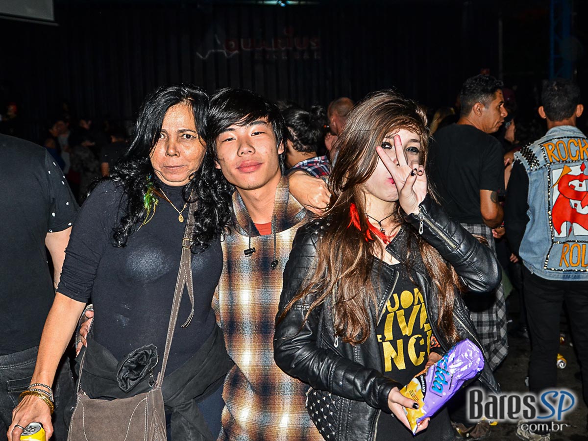 Bandas The Best Maien, Comet Strike, Live to Kiss e Dirty Jack no Aquarius Rock Bar Bandas The Best Maien, Comet Strike, Live to Kiss e Dirty Jack no Aquarius Rock Bar