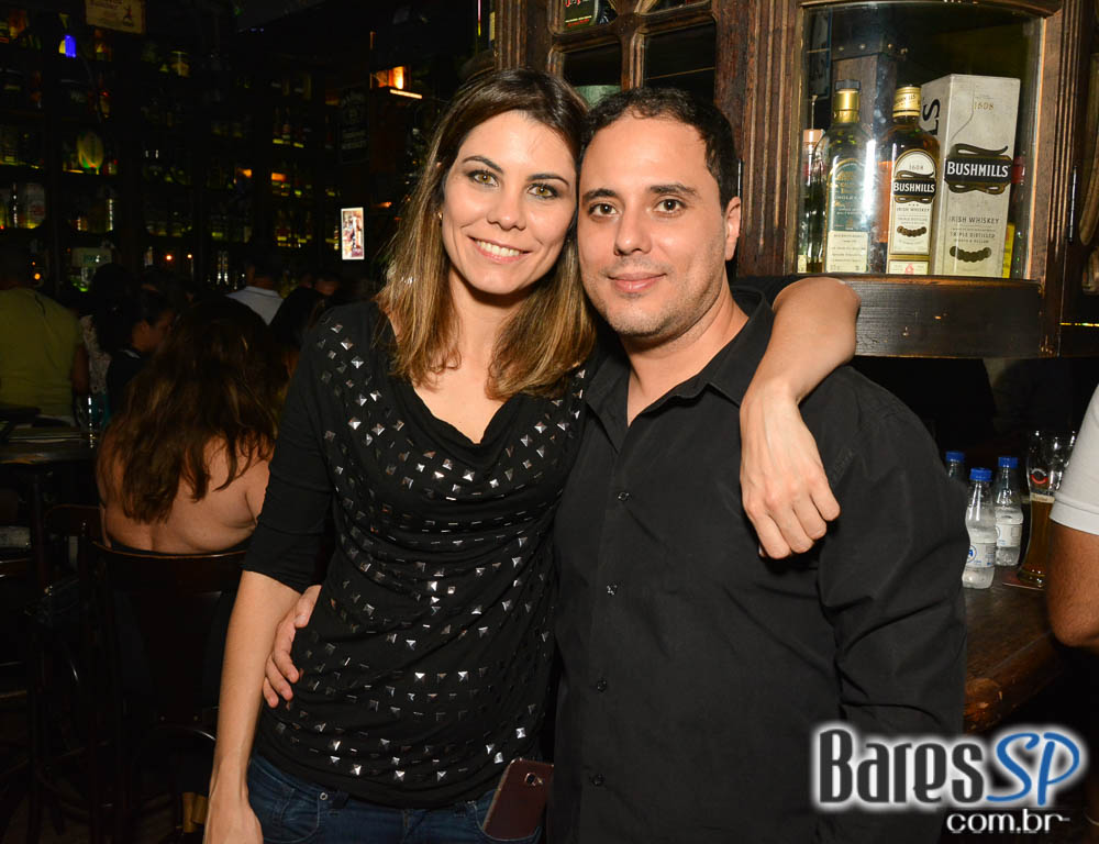 Banda Rock Stamp animou o palco do Dublin com muito Pop Rock Banda Rock Stamp animou o palco do Dublin com muito Pop Rock