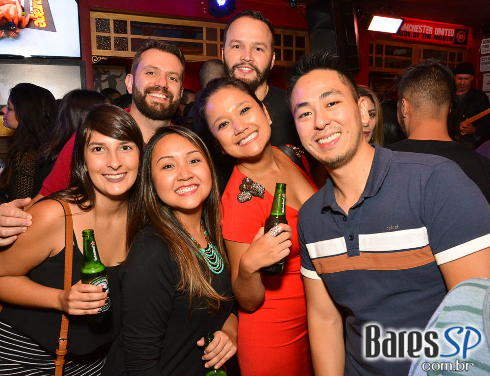 Banda Insônica e Sal Vincent comandaram a sexta-feira do Republic Pub Banda Insônica e Sal Vincent comandaram a sexta-feira do Republic Pub