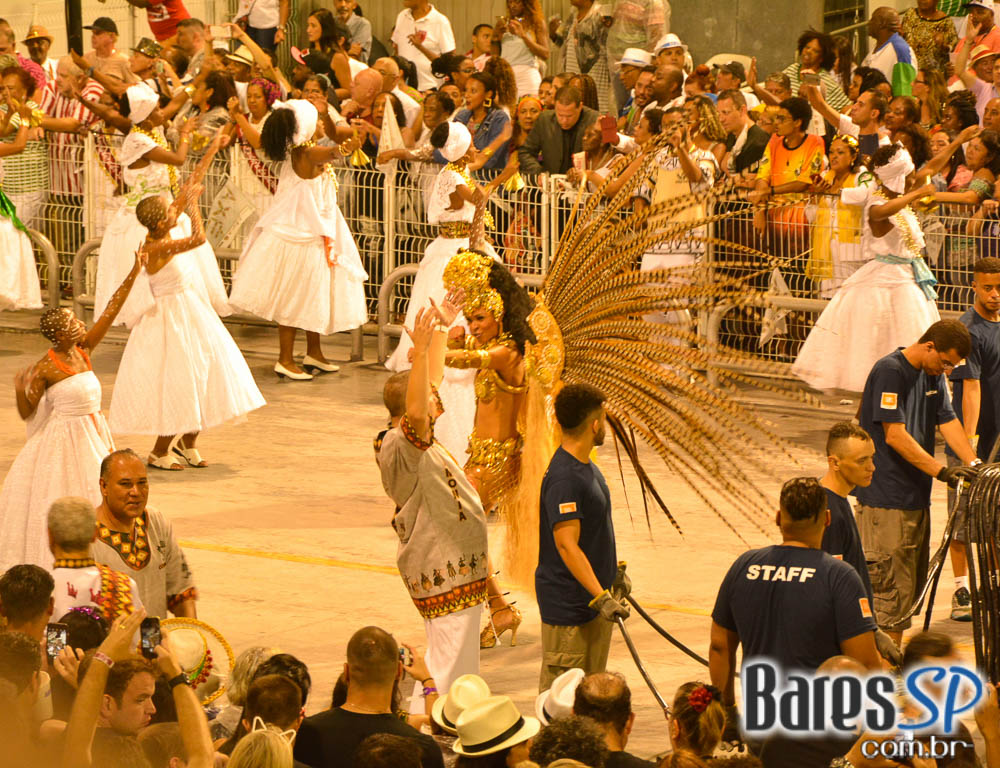 Camarote Bar Brahma recebeu Baile do Bem no Desfile das Capeão Camarote Bar Brahma recebeu Baile do Bem no Desfile das Capeão