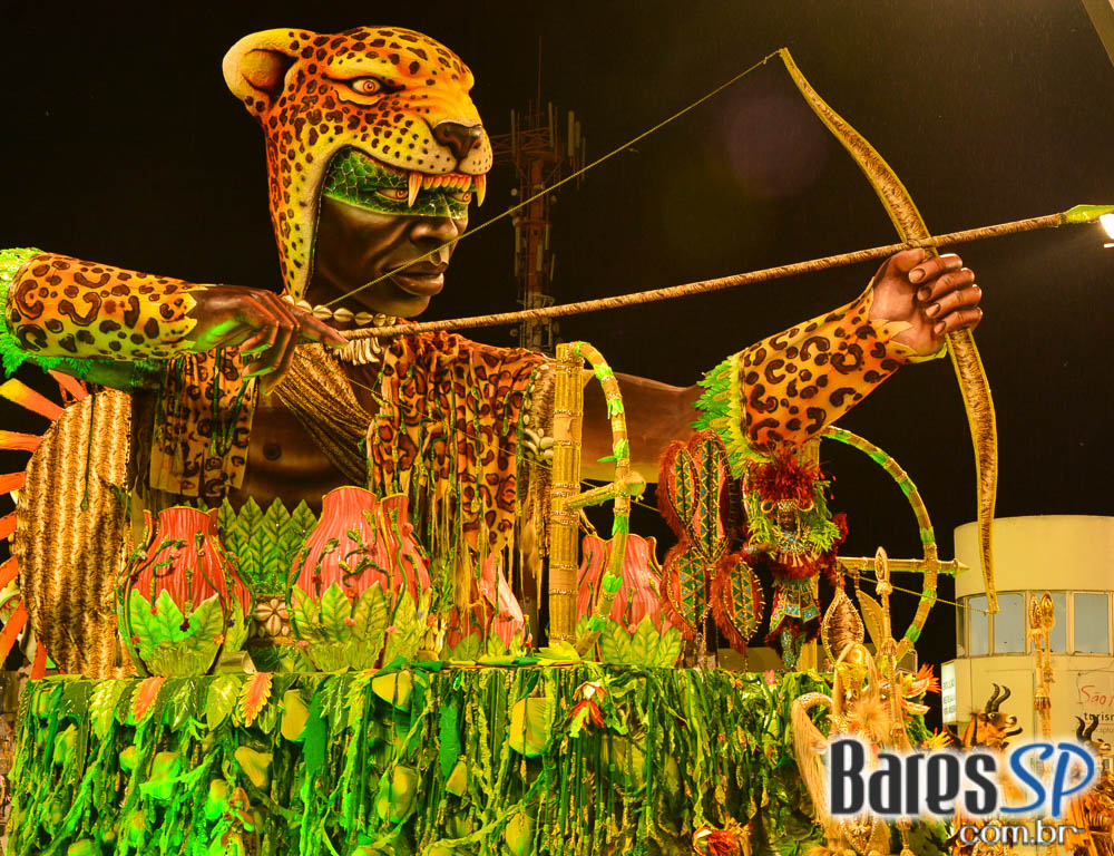 Camarote Bar Brahma recebeu Baile do Bem no Desfile das Capeão Camarote Bar Brahma recebeu Baile do Bem no Desfile das Capeão