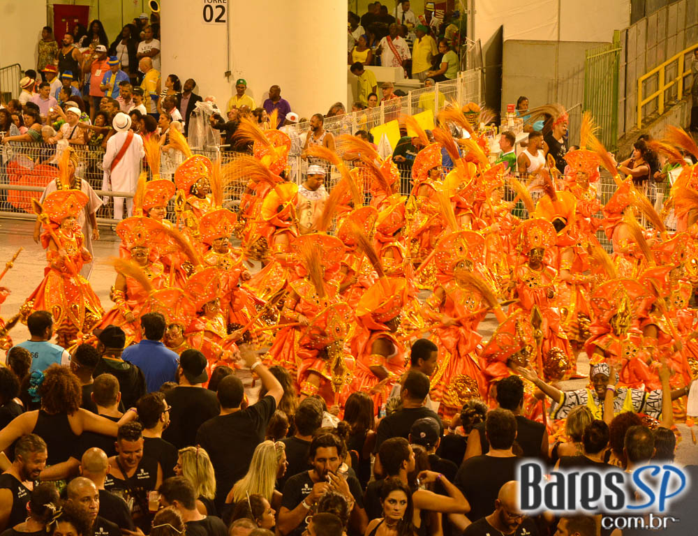 Camarote Bar Brahma recebeu Baile do Bem no Desfile das Capeão Camarote Bar Brahma recebeu Baile do Bem no Desfile das Capeão