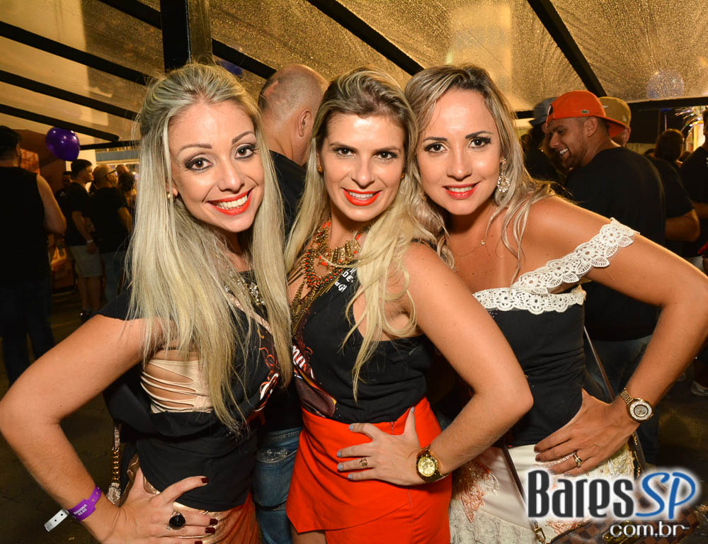 Camarote Bar Brahma recebeu Baile do Bem no Desfile das Capeão Camarote Bar Brahma recebeu Baile do Bem no Desfile das Capeão