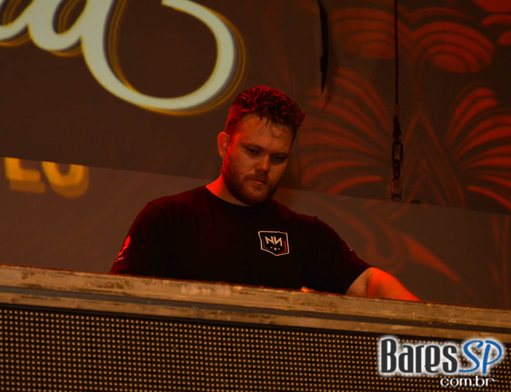 Camarote Bar Brahma recebeu Baile do Bem no Desfile das Capeão Camarote Bar Brahma recebeu Baile do Bem no Desfile das Capeão