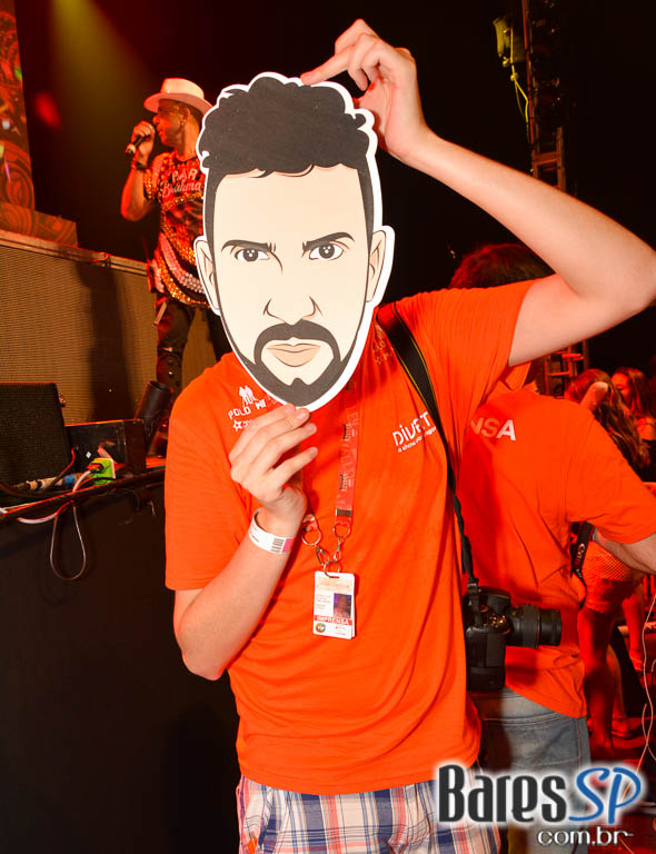 Camarote Bar Brahma recebeu Baile do Bem no Desfile das Capeão Camarote Bar Brahma recebeu Baile do Bem no Desfile das Capeão