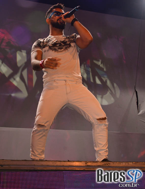 Camarote Bar Brahma recebeu Baile do Bem no Desfile das Capeão Camarote Bar Brahma recebeu Baile do Bem no Desfile das Capeão