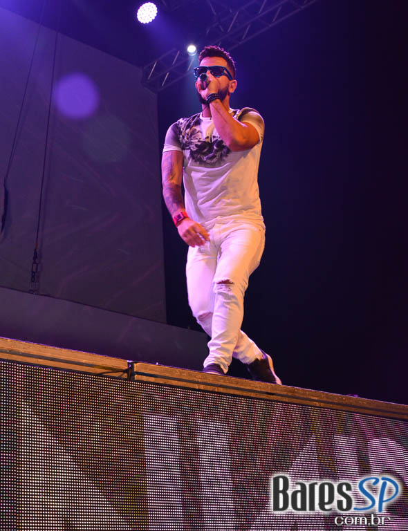 Camarote Bar Brahma recebeu Baile do Bem no Desfile das Capeão Camarote Bar Brahma recebeu Baile do Bem no Desfile das Capeão