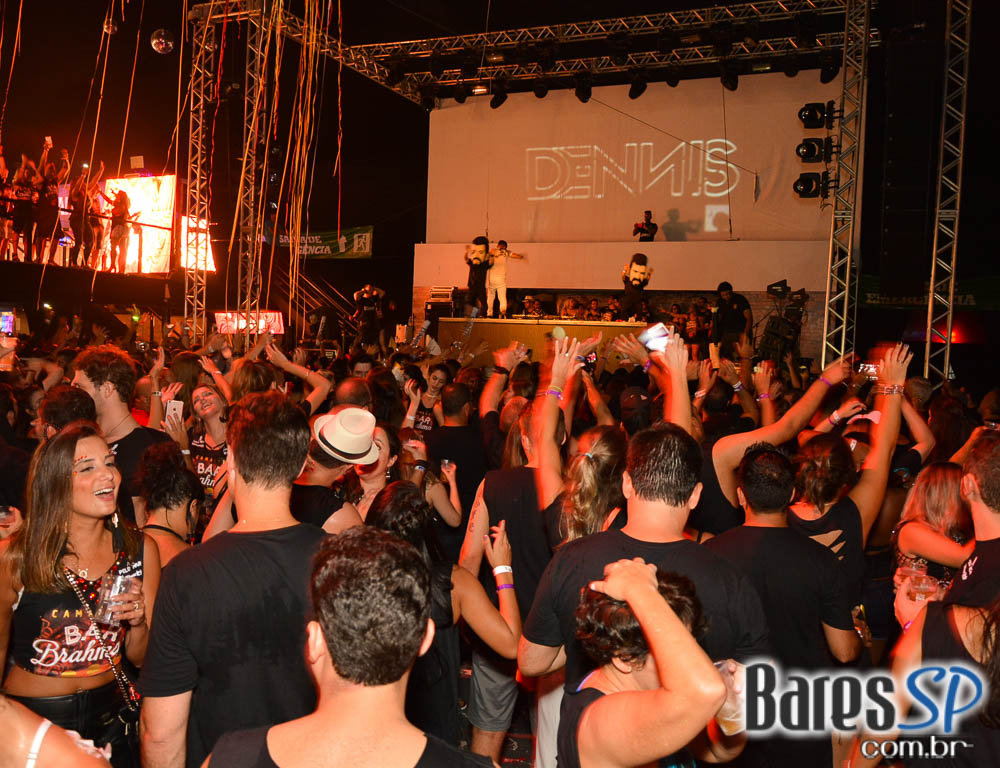 Camarote Bar Brahma recebeu Baile do Bem no Desfile das Capeão Camarote Bar Brahma recebeu Baile do Bem no Desfile das Capeão