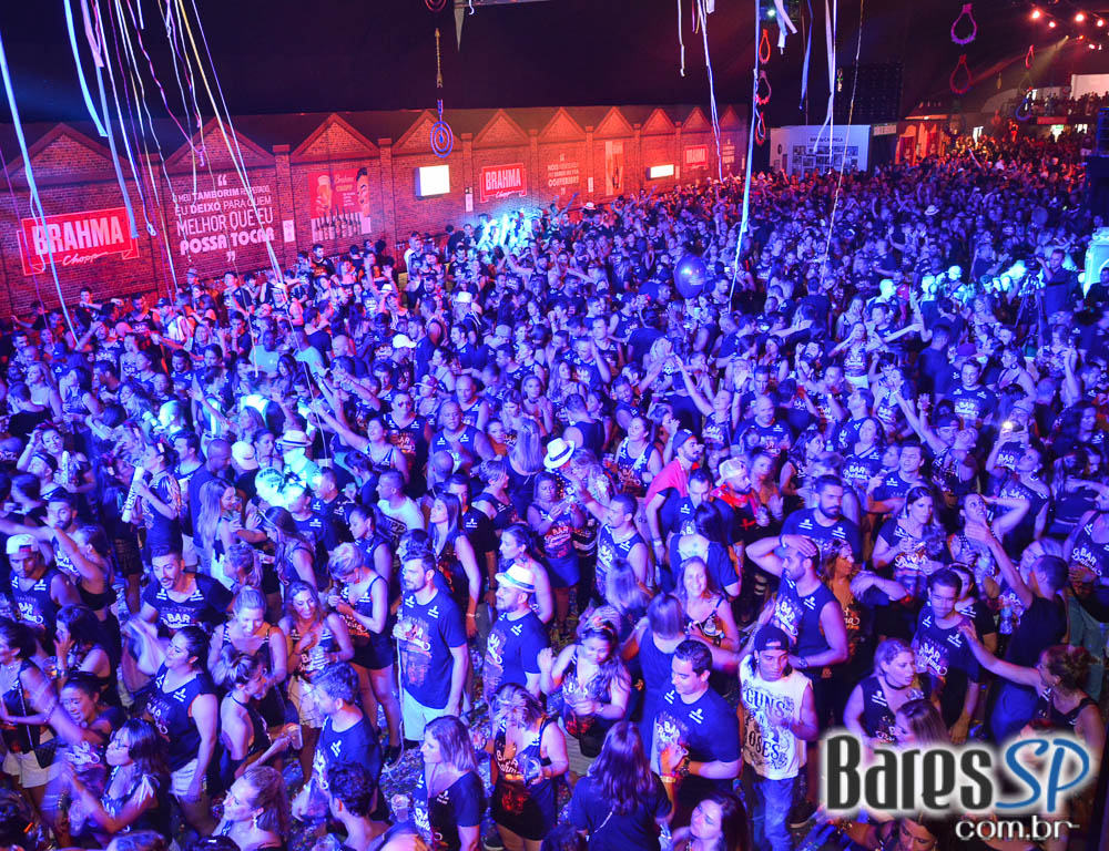 Camarote Bar Brahma recebeu Baile do Bem no Desfile das Capeão Camarote Bar Brahma recebeu Baile do Bem no Desfile das Capeão