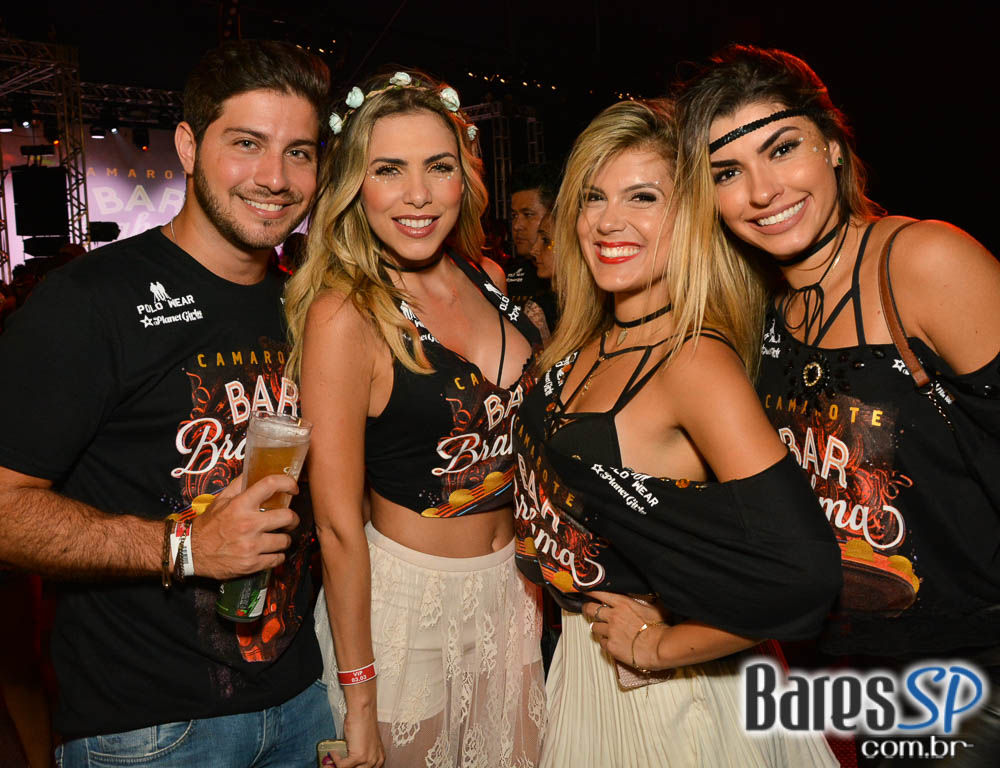 Camarote Bar Brahma recebeu Baile do Bem no Desfile das Capeão Camarote Bar Brahma recebeu Baile do Bem no Desfile das Capeão