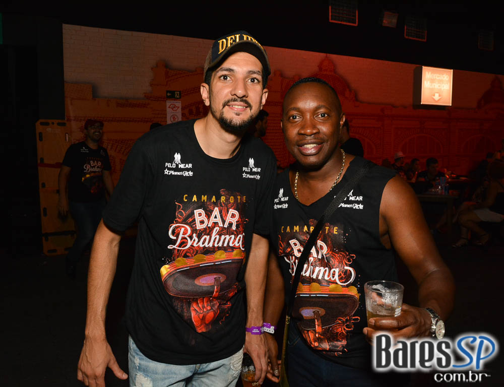 Camarote Bar Brahma recebeu Baile do Bem no Desfile das Capeão Camarote Bar Brahma recebeu Baile do Bem no Desfile das Capeão