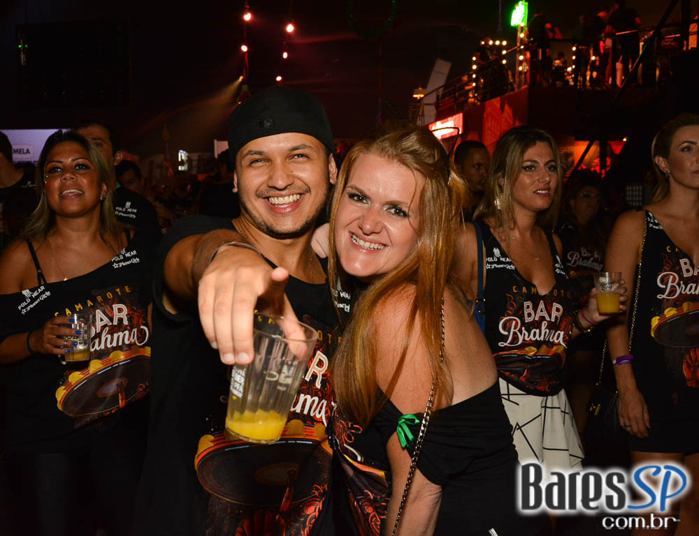 Camarote Bar Brahma recebeu Baile do Bem no Desfile das Capeão Camarote Bar Brahma recebeu Baile do Bem no Desfile das Capeão