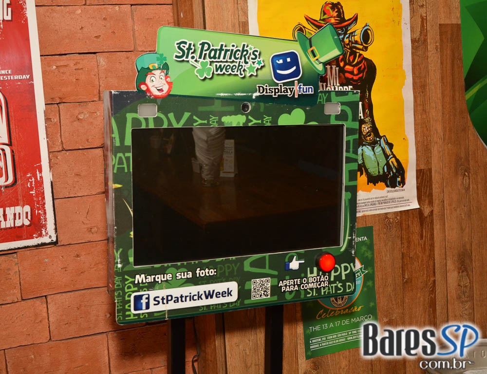 Bottled Dog ofereceu ambiente descontraído e cardápio variado no Itaim Bibi Bottled Dog ofereceu ambiente descontraído e cardápio variado no Itaim Bibi