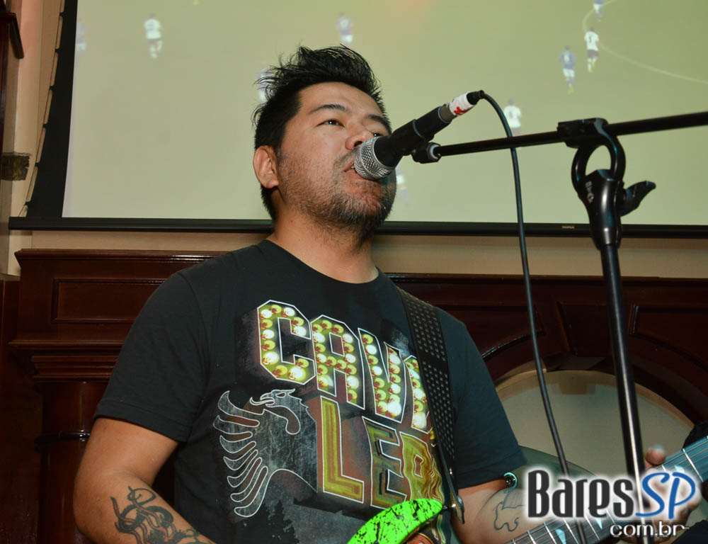 Banda Go Ahead se apresentou no palco do The Blue Pub Banda Go Ahead se apresentou no palco do The Blue Pub