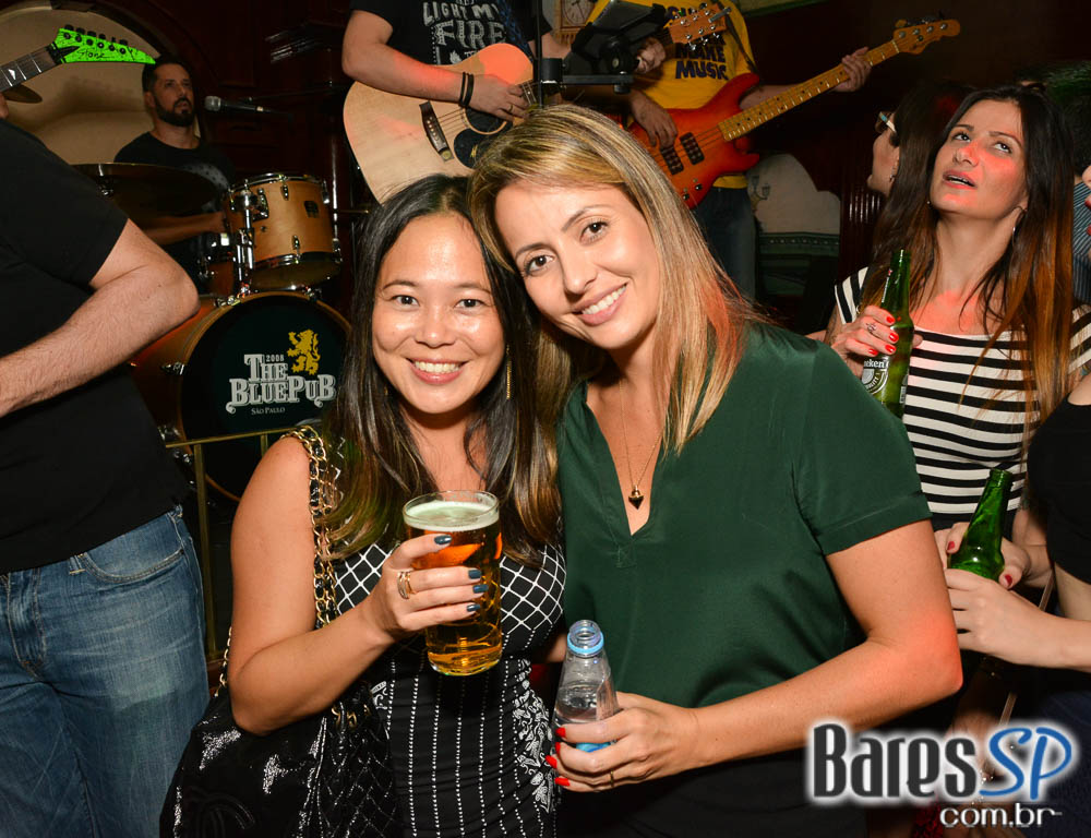 Banda Go Ahead se apresentou no palco do The Blue Pub Banda Go Ahead se apresentou no palco do The Blue Pub